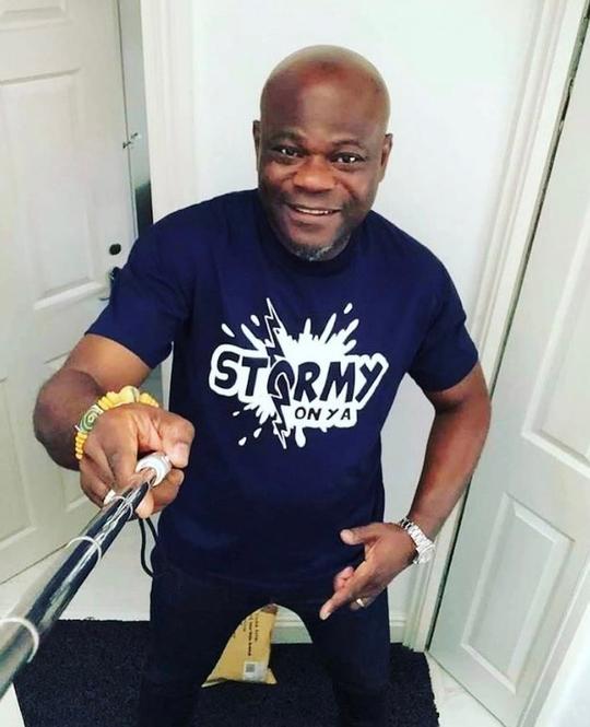 Stormy On Ya (T-Shirt)
